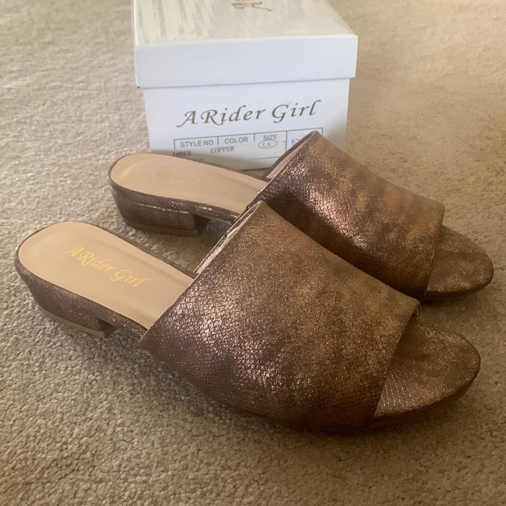A RIDER GIRL MULES - Picture 1 of 7